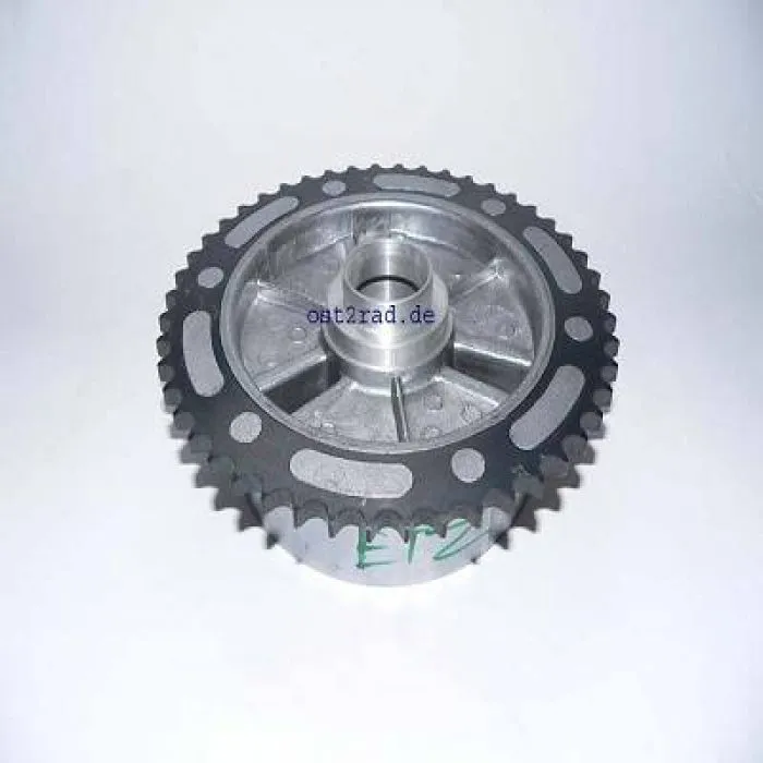 Wheel drive with spocket ETZ 250, 251, 301