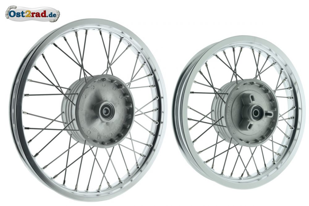 Speichenrad Paar vorn und hinten TS250-1 neu eingespeicht